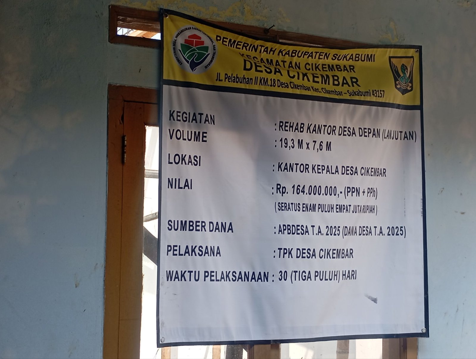 Demi Meningkatkan Fasilitas Pelayanan, Pemdes Cikembar Realisasikan APBDES T. A. 2025 Untuk Rehab Kantor Desa